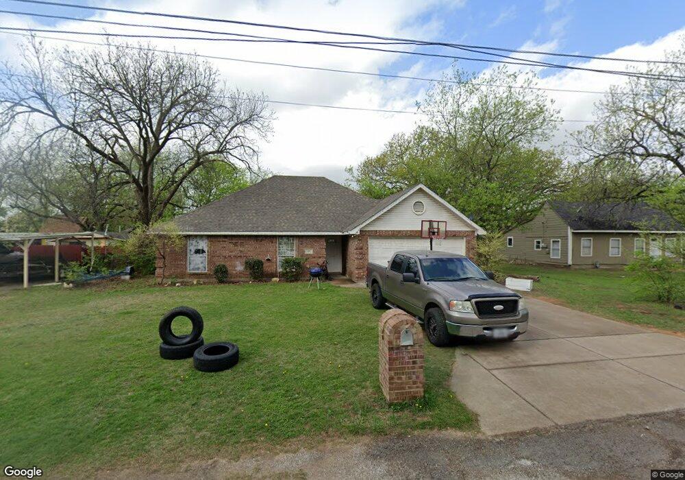 305 N Holloway St, Cleburne, TX 76033 - photo 1