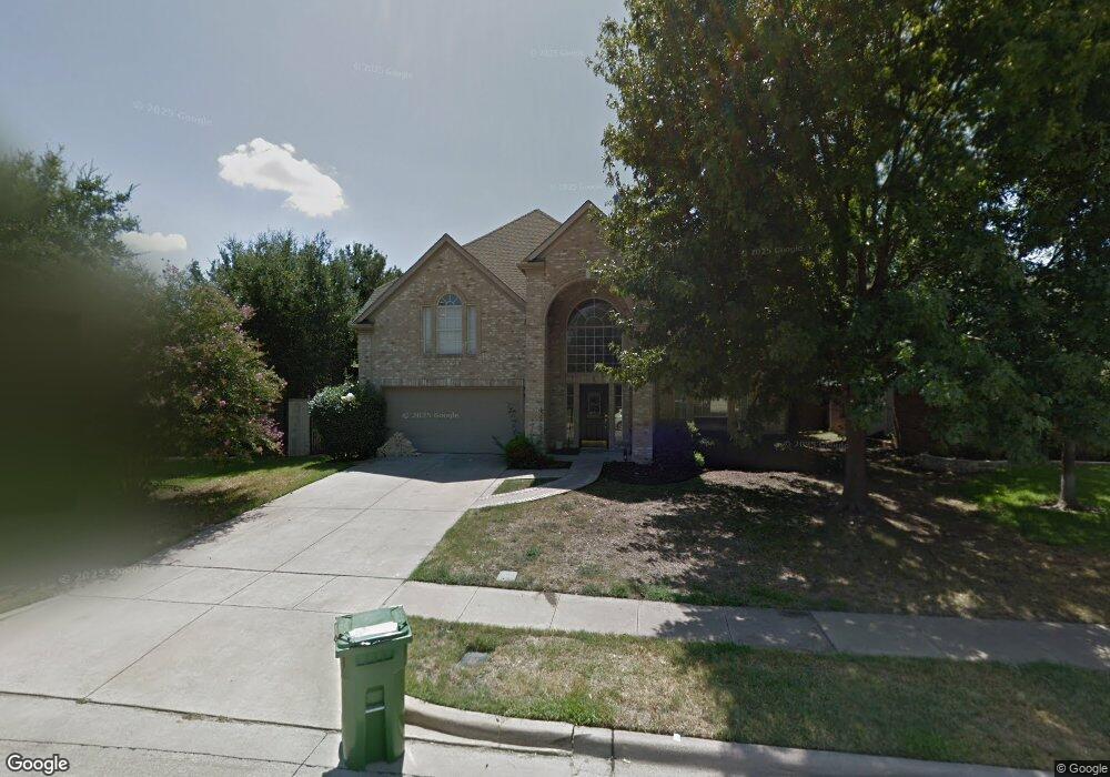 412 Shade Tree Cir, Hurst, TX 76054 - photo 1