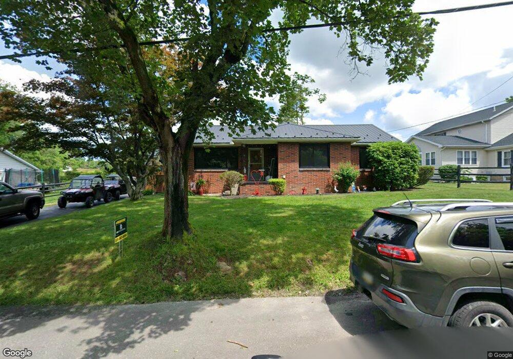 55 Holland St, Tamaqua, PA 18252 - photo 1