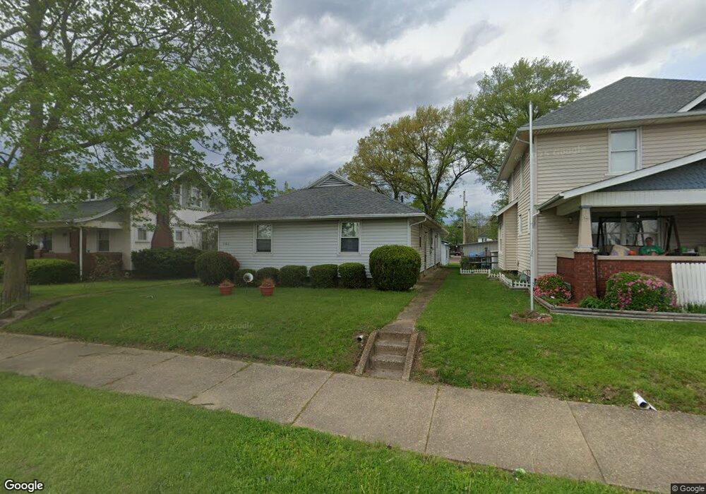 1306 Chestnut St, Coshocton, OH 43812 - photo 1