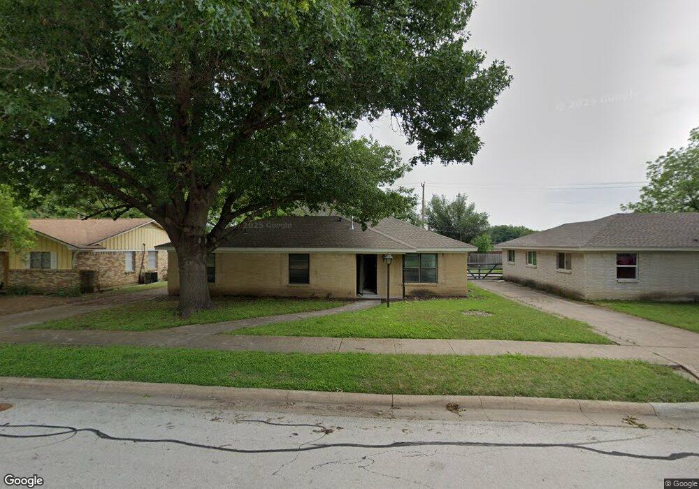 321 Hilltop Ln, Wylie, TX 75098 - photo 1