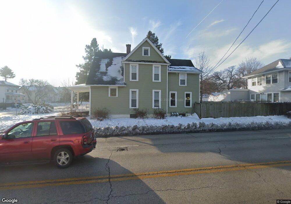 1826 Farnam St, Davenport, IA 52803 - photo 1