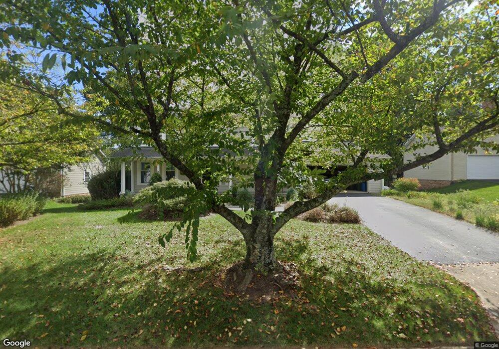 2233 Casemont Dr, Falls Church, VA 22046 - photo 1