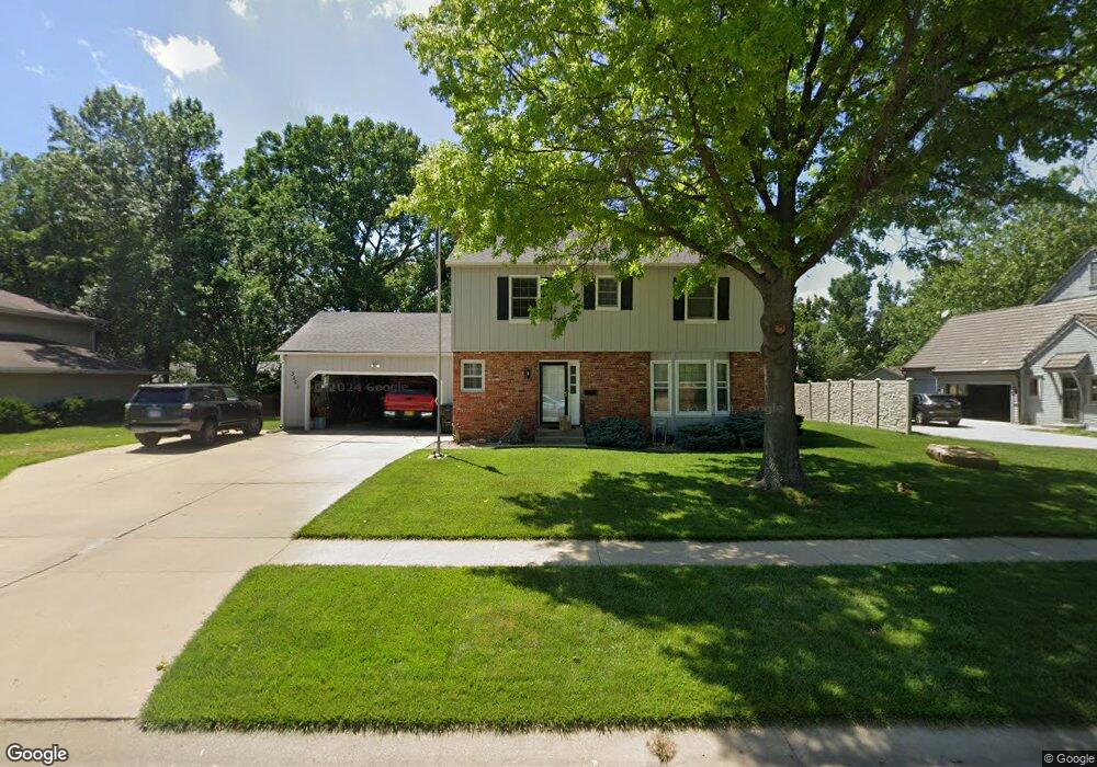 3501 SW MacVicar Ave, Topeka, KS 66611 - photo 1