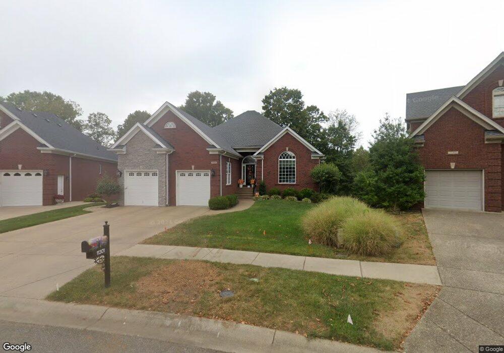11301 Valley Cove Cir, Louisville, KY 40291 - photo 1