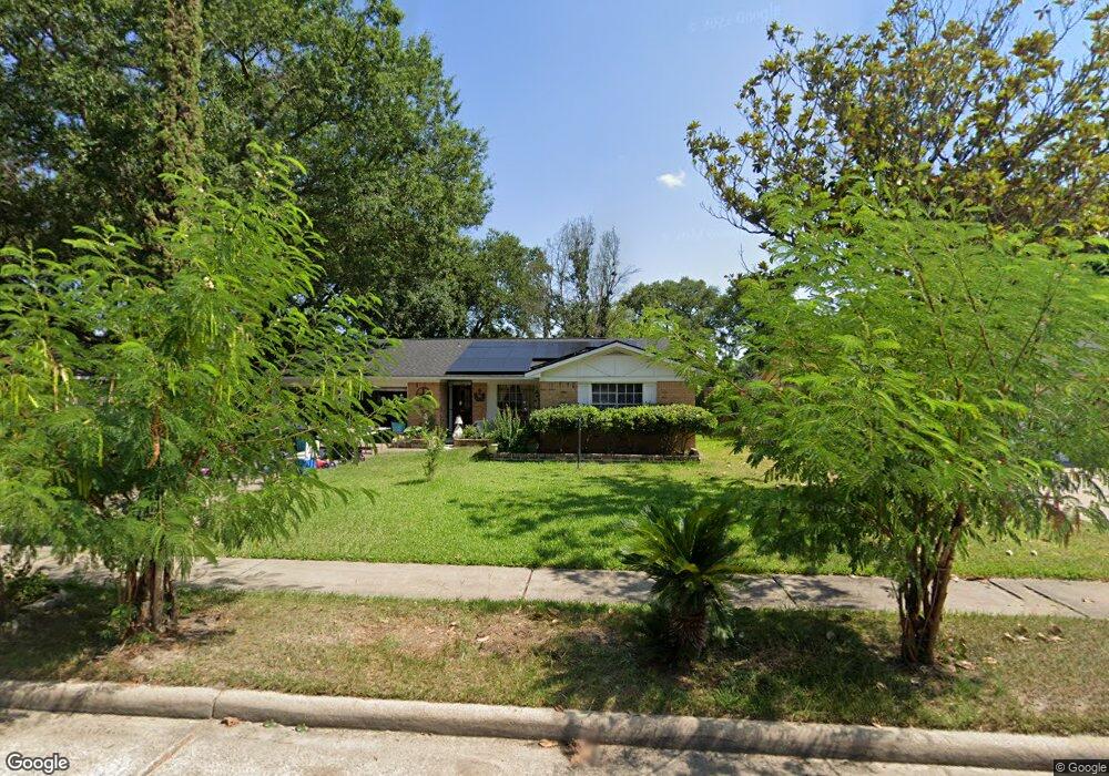 950 W Nelda Rd, Houston, TX 77088 - photo 1