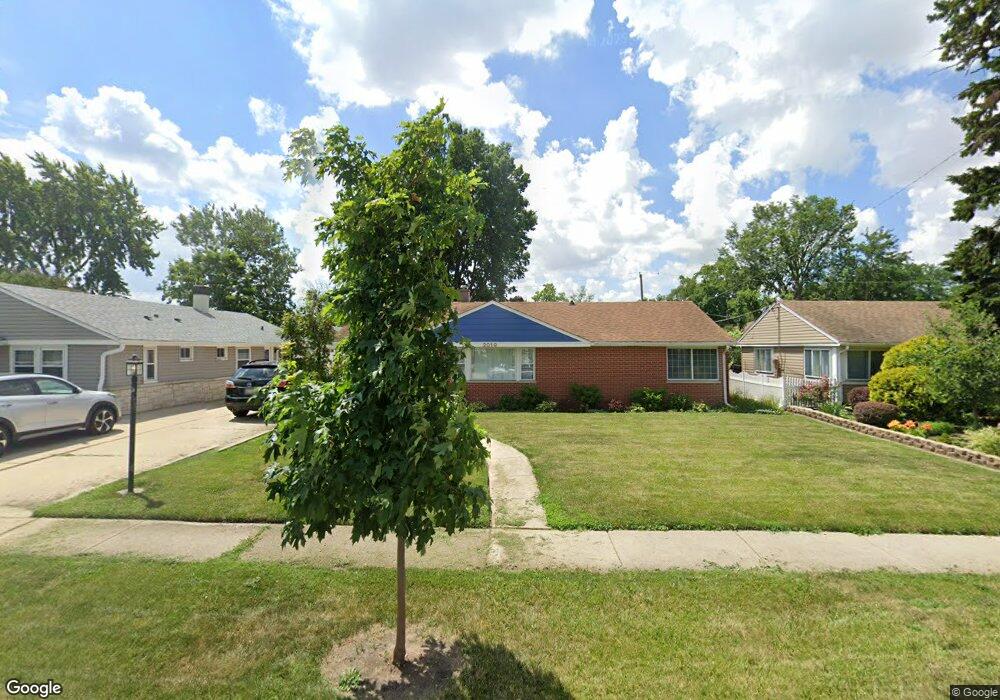 2019 Welwyn Ave, Des Plaines, IL 60018 - photo 1