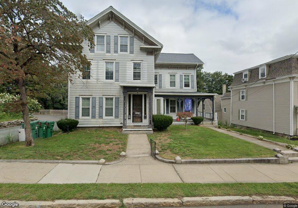 41 N Main St unit 2, Uxbridge, MA 01569 - photo 1