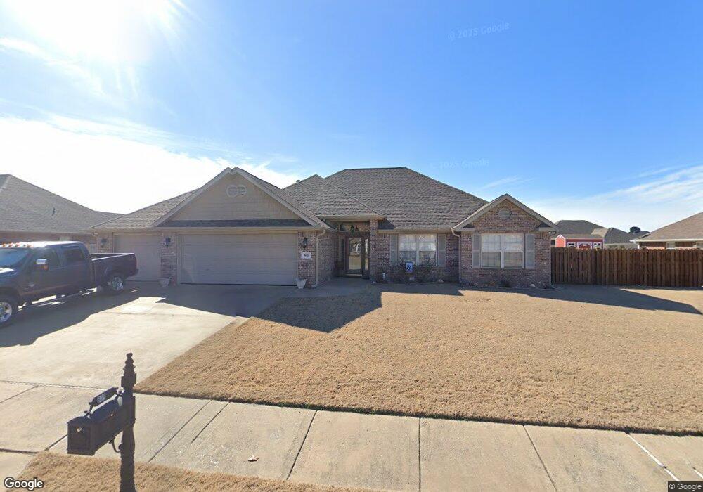 809 Carter Ct, Siloam Springs, AR 72761 - photo 1