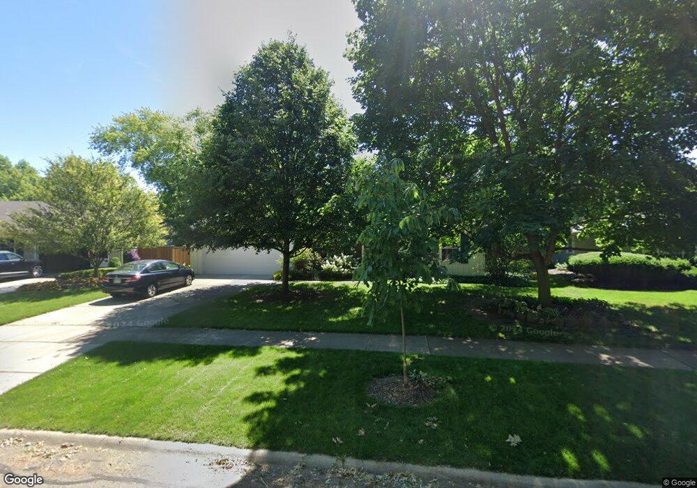 1568 Towhee Ln, Naperville, IL 60565 - photo 1