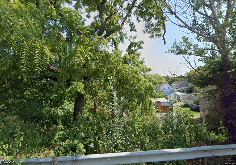 429 2nd St, Columbus Junction, IA 52738 - photo 1