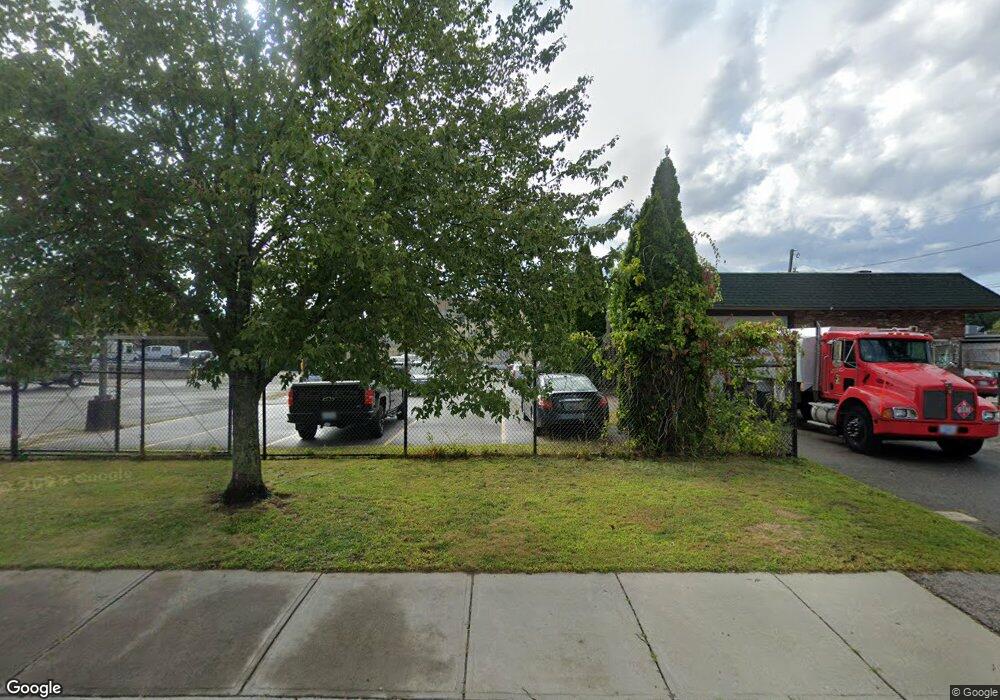 178 Washington St, West Warwick, RI 02893 - photo 1