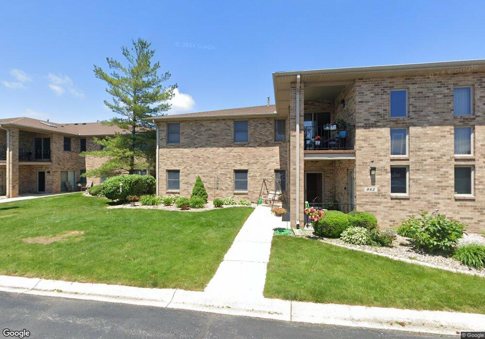 980 Elm Dr, Crown Point, IN 46307 - photo 1