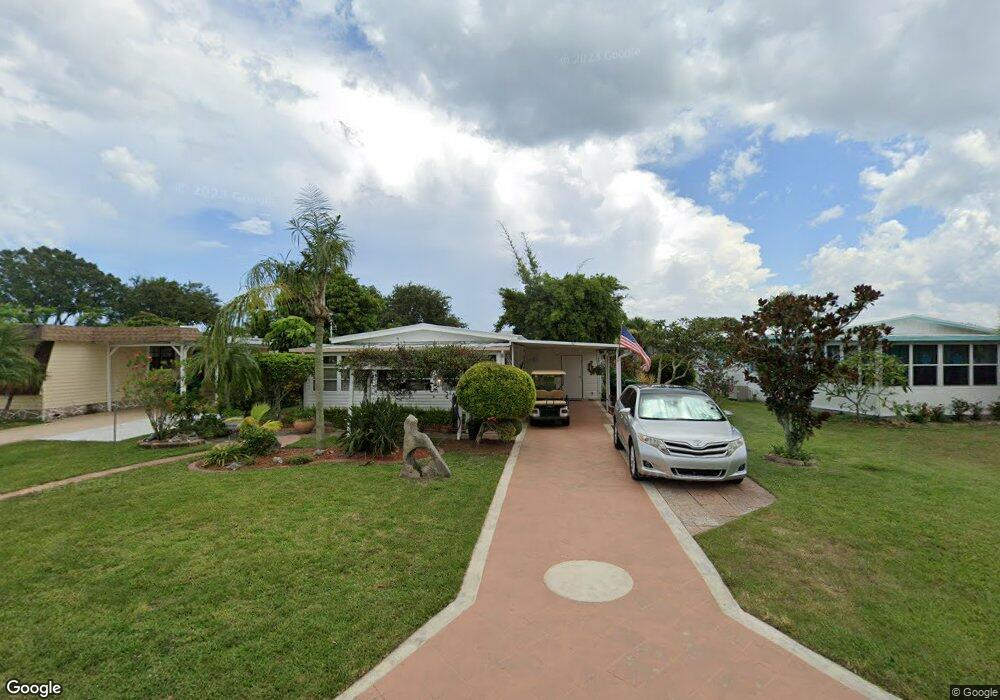 927 Barefoot Blvd, Sebastian, FL 32976 - photo 1