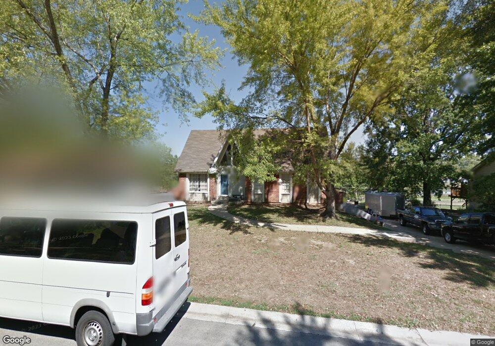 20900 W 52nd St, Shawnee, KS 66218 - photo 1