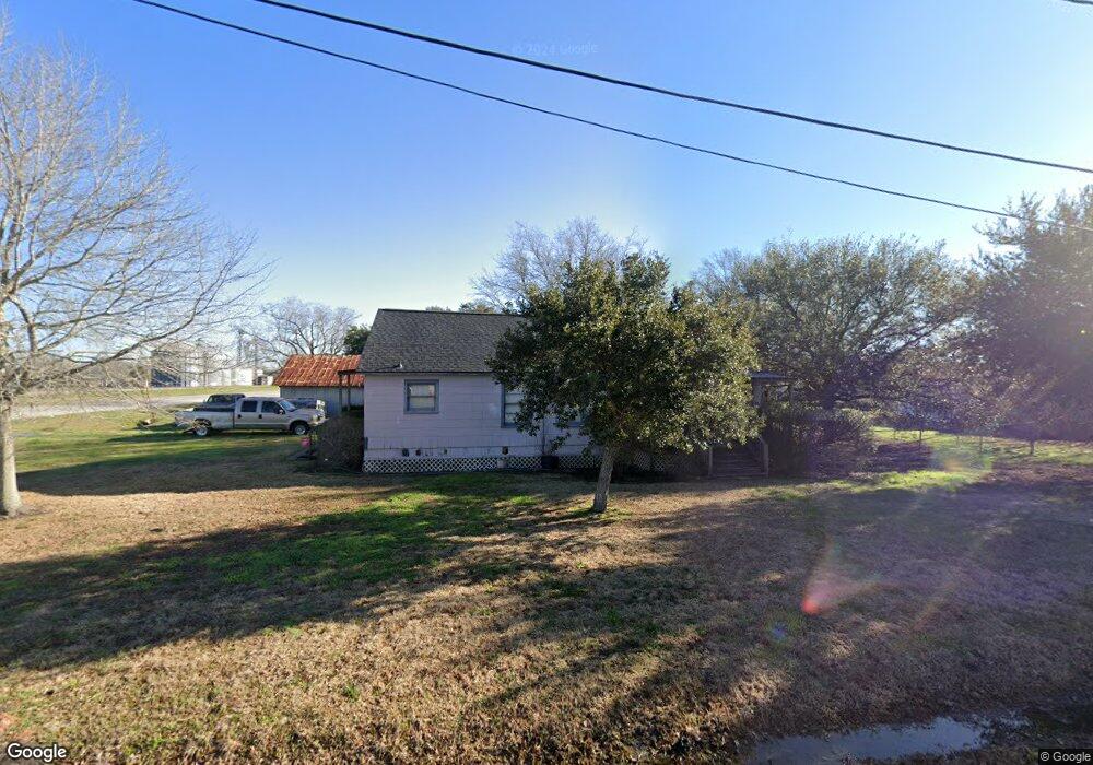 105 S 8th St, Beasley, TX 77417 - photo 1