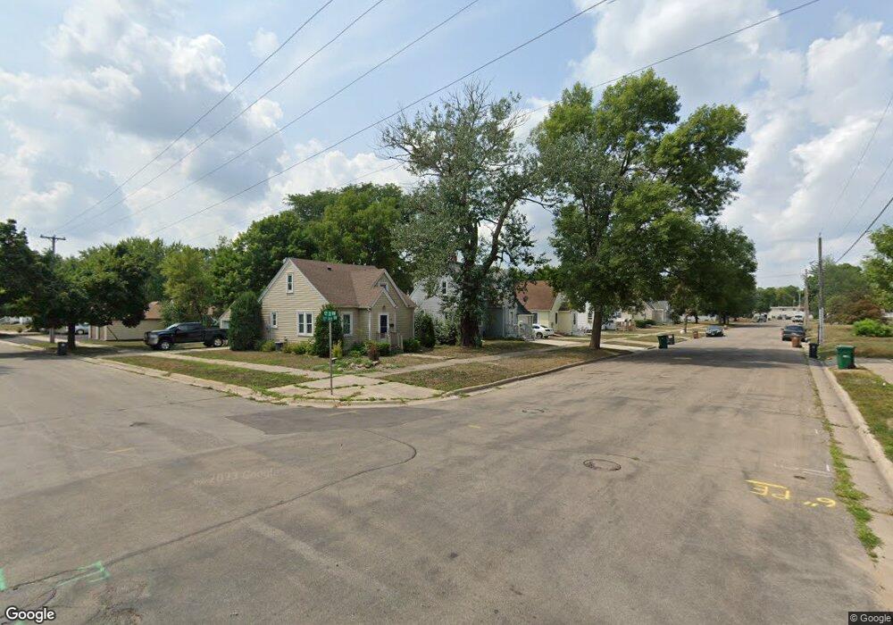 1303 11th Ave NW, Austin, MN 55912 - photo 1