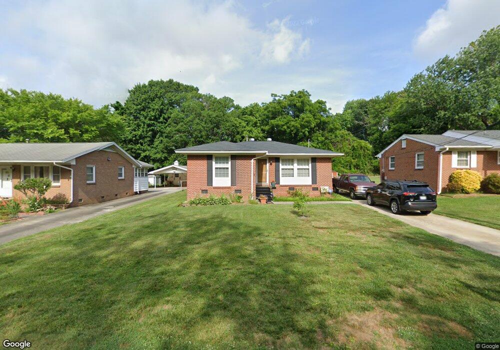 2312 Emerywood Rd, Greensboro, NC 27403 - photo 1