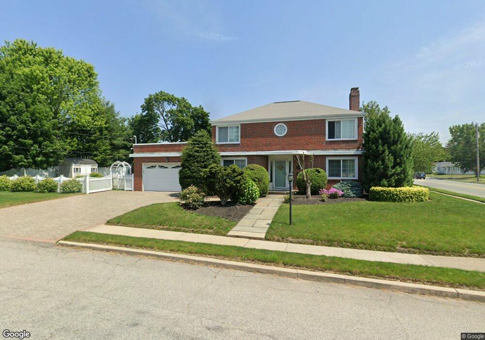 5 Fairfield Rd, Cranston, RI 02910 - photo 1