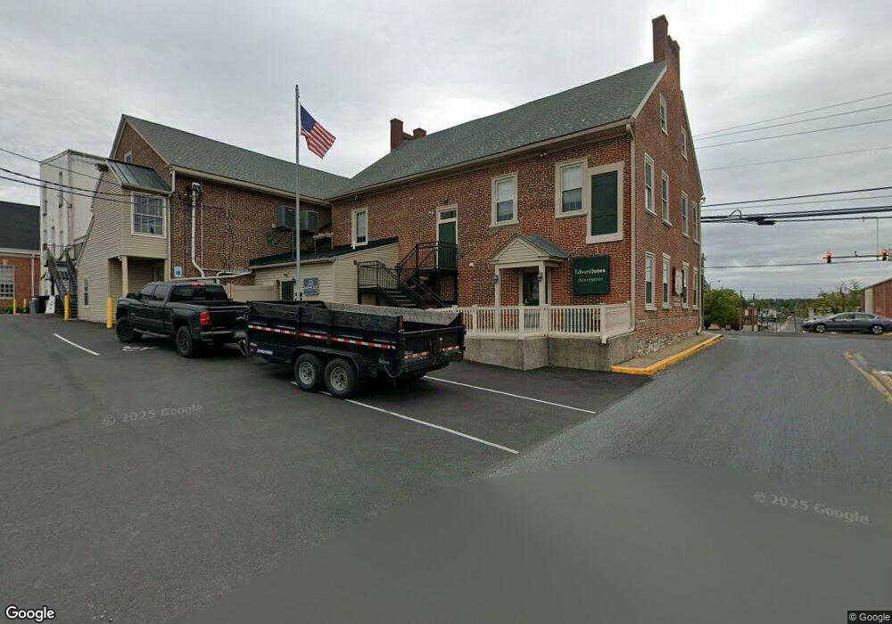 203 E Main St, New Holland, PA 17557 - photo 1