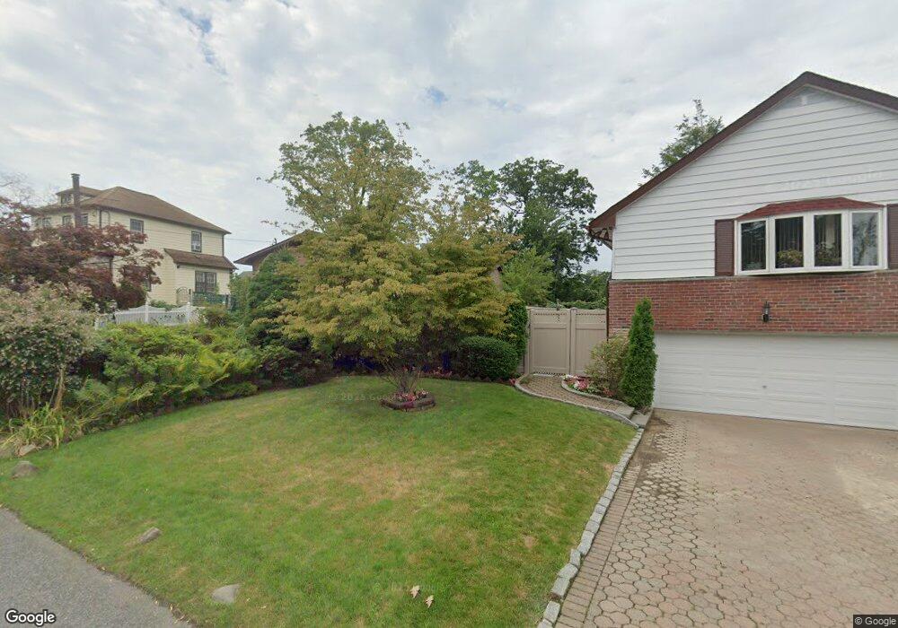 199-02 Romeo Ct, Hollis, NY 11423 - photo 1