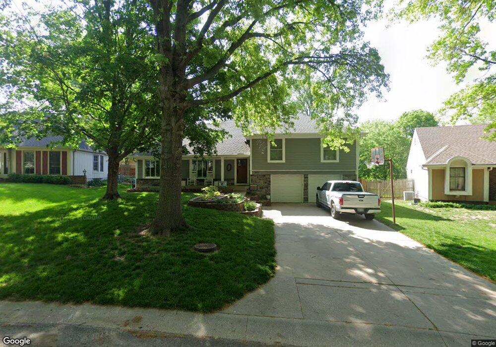 10133 Long St, Lenexa, KS 66215 - photo 1