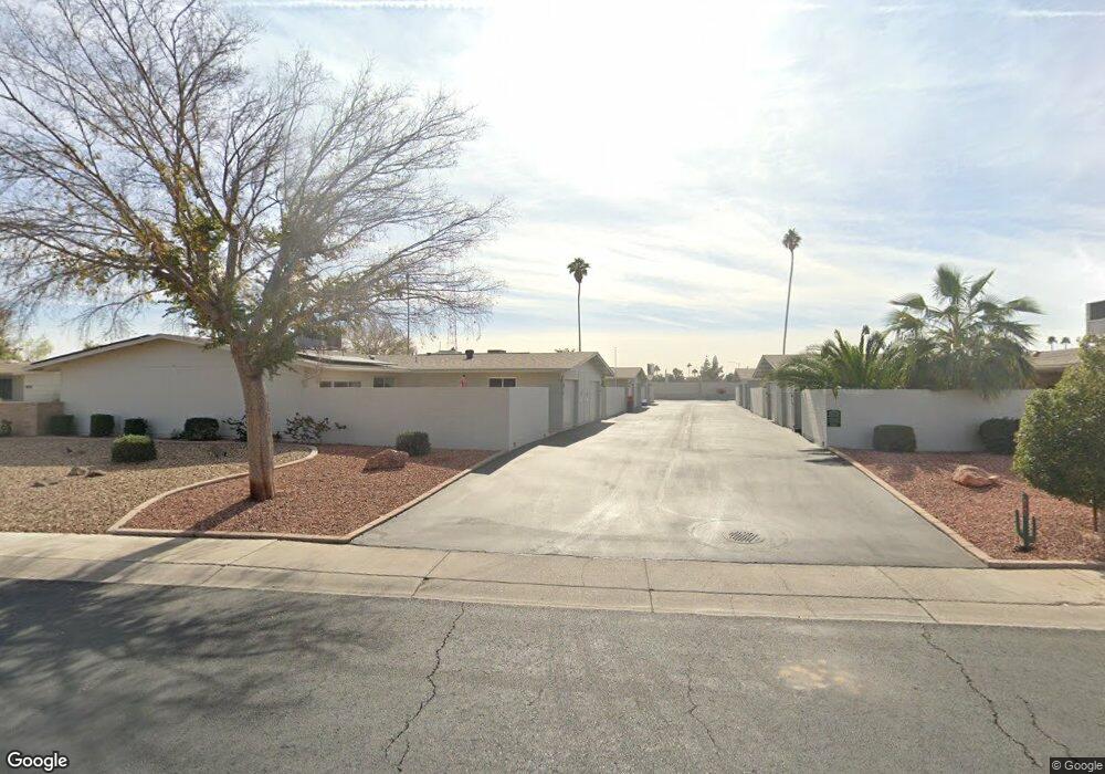 10829 W Santa fe Dr, Sun City, AZ 85351 - photo 1