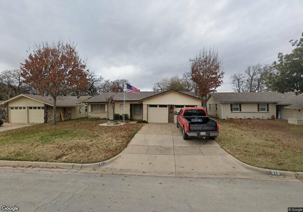 513 Livingston Dr, Hurst, TX 76053 - photo 1