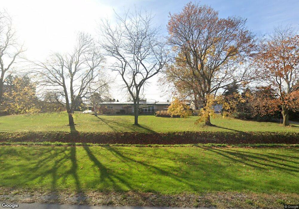 10460 Holland Rd, Frankenmuth, MI 48734 - photo 1