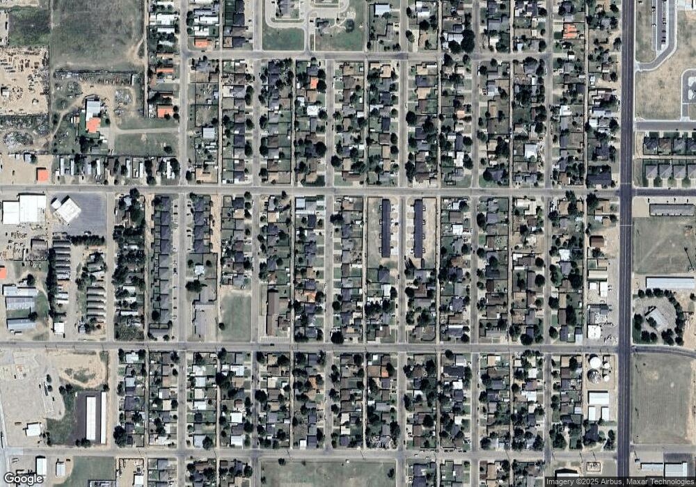 514 Pine Ave, Dumas, TX 79029 - photo 1