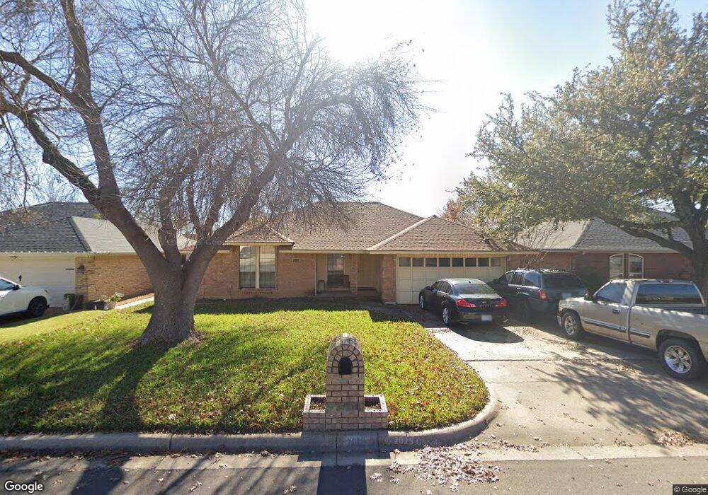 7608 Teresa Ct, North Richland Hills, TX 76182 - photo 1