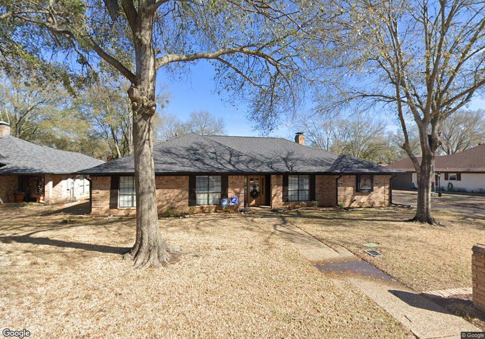 5902 Plantation Dr, Tyler, TX 75703 - photo 1