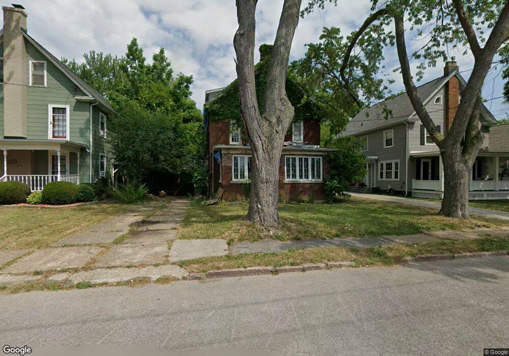 932 Vanderbilt Ave, Niagara Falls, NY 14305 - photo 1