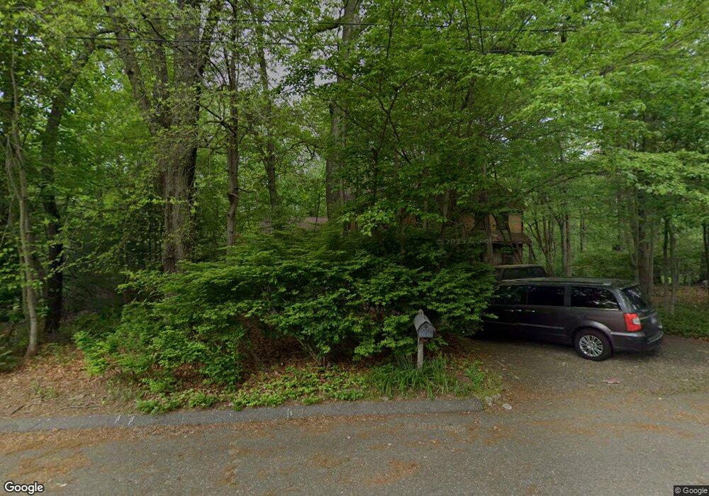 11 Red Maple Ln, Trumbull, CT 06611 - photo 1