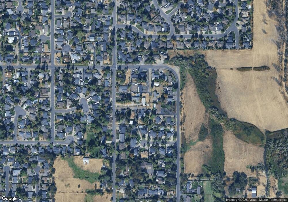 932 Brookdale Ave, Medford, OR 97504 - photo 1