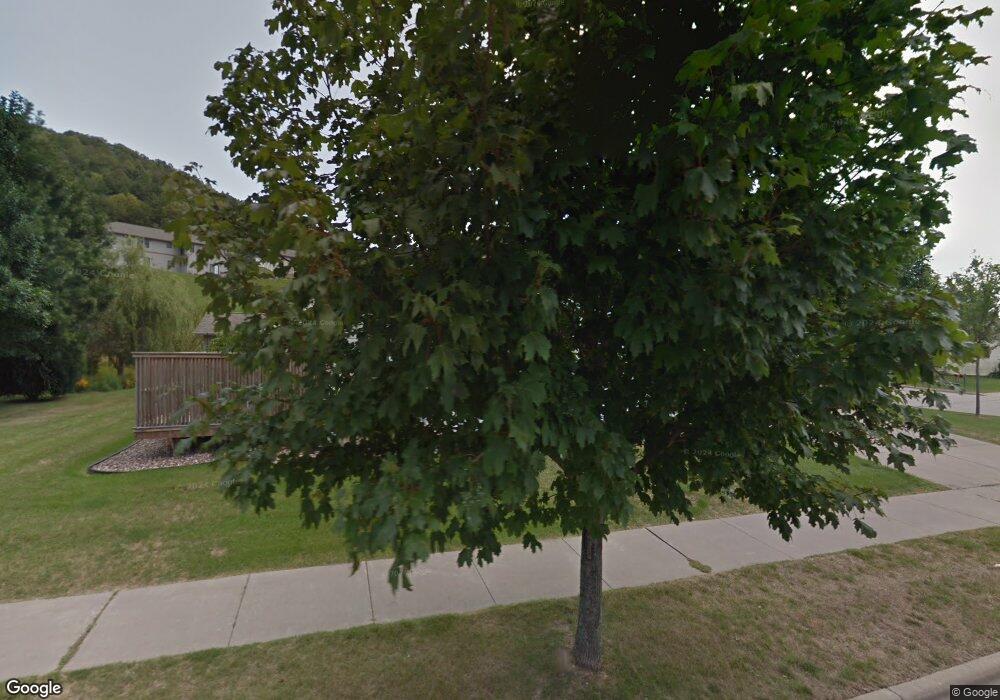 1004 Jonathan Ln, La Crescent, MN 55947 - photo 1