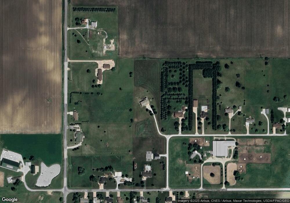 4720 W 60th St, Davenport, IA 52806 - photo 1