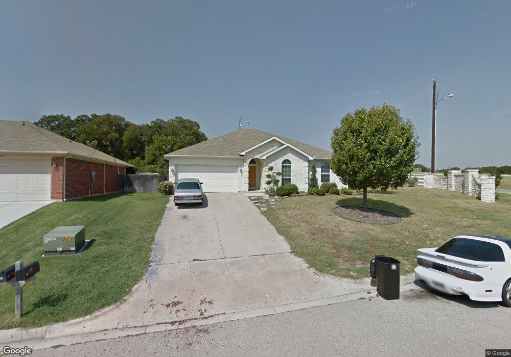 100 Timber Cross Ct, Azle, TX 76020 - photo 1