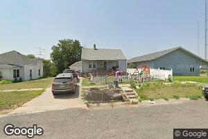 917 Arapahoe St, Benkelman, NE 69021