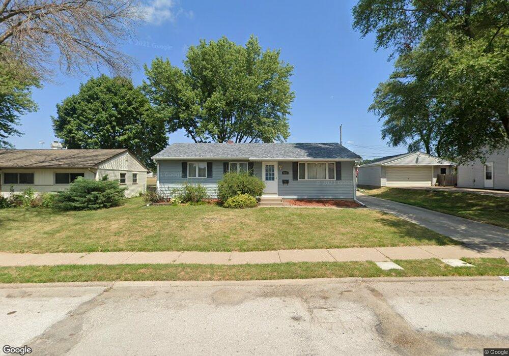 2518 W 13th St, Davenport, IA 52804 - photo 1