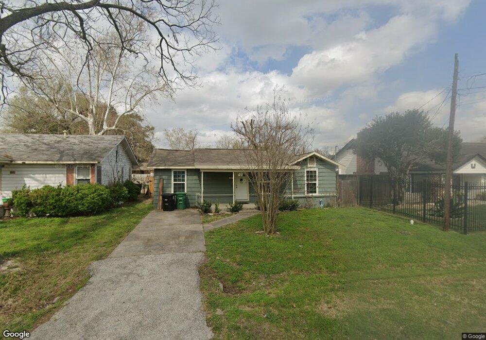 67 Burress St, Houston, TX 77022 - photo 1