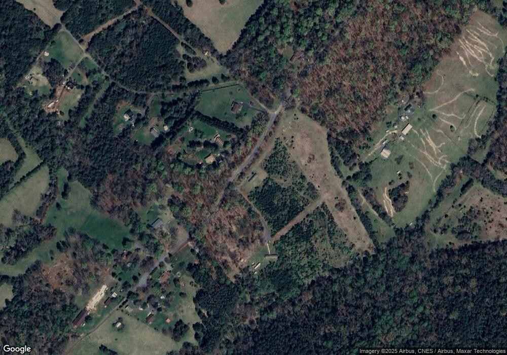 865 Gilbert Rd, Ruckersville, VA 22968 - photo 1