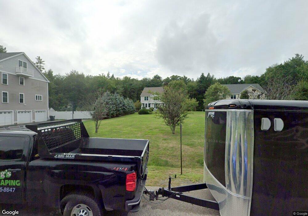 33 Chisholm Farm Dr, Stratham, NH 03885 - photo 1