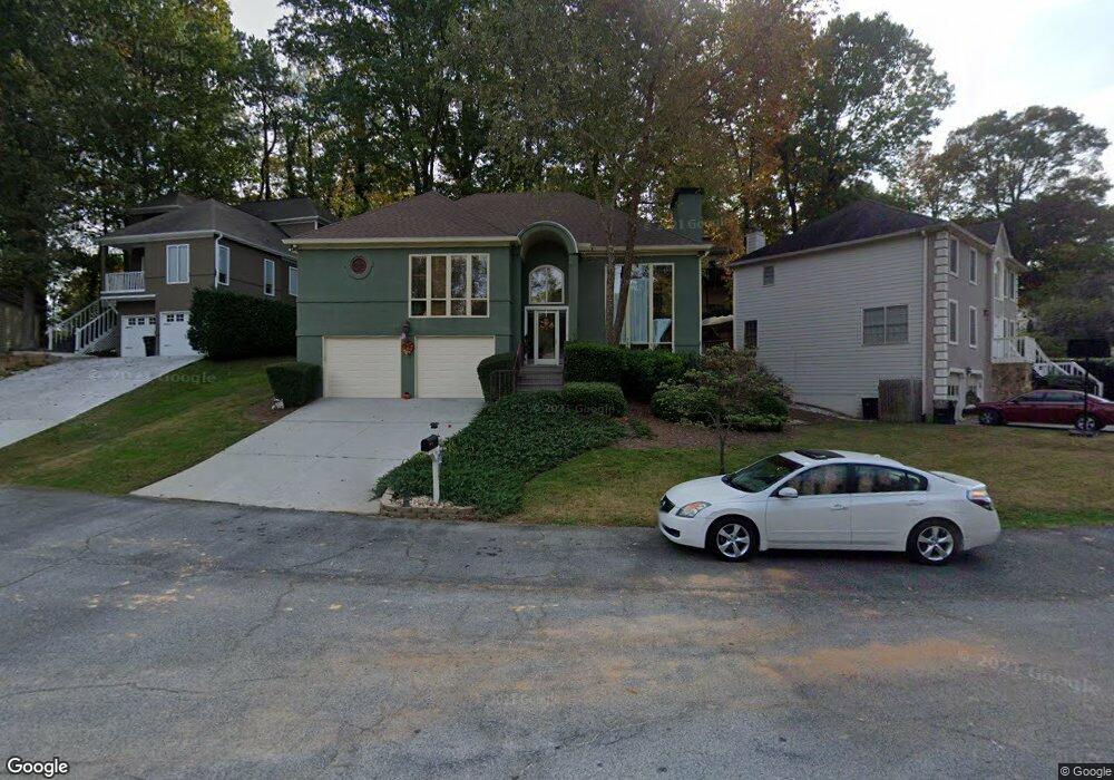 10255 Kinross Rd, Roswell, GA 30076 - photo 1