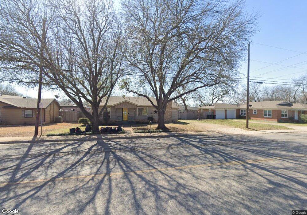 1125 Country Club Rd, Cleburne, TX 76033 - photo 1