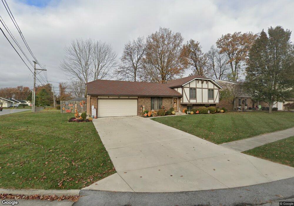 748 Tall Oaks Ave, Lima, OH 45805 - photo 1