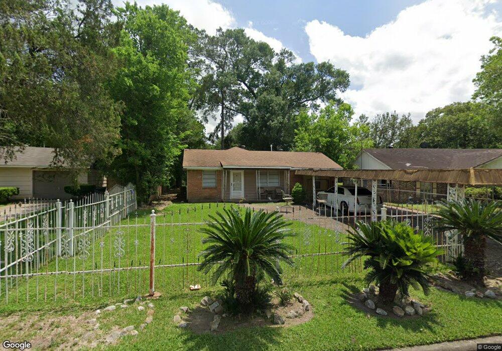 7704 Bretshire Dr, Houston, TX 77016 - photo 1