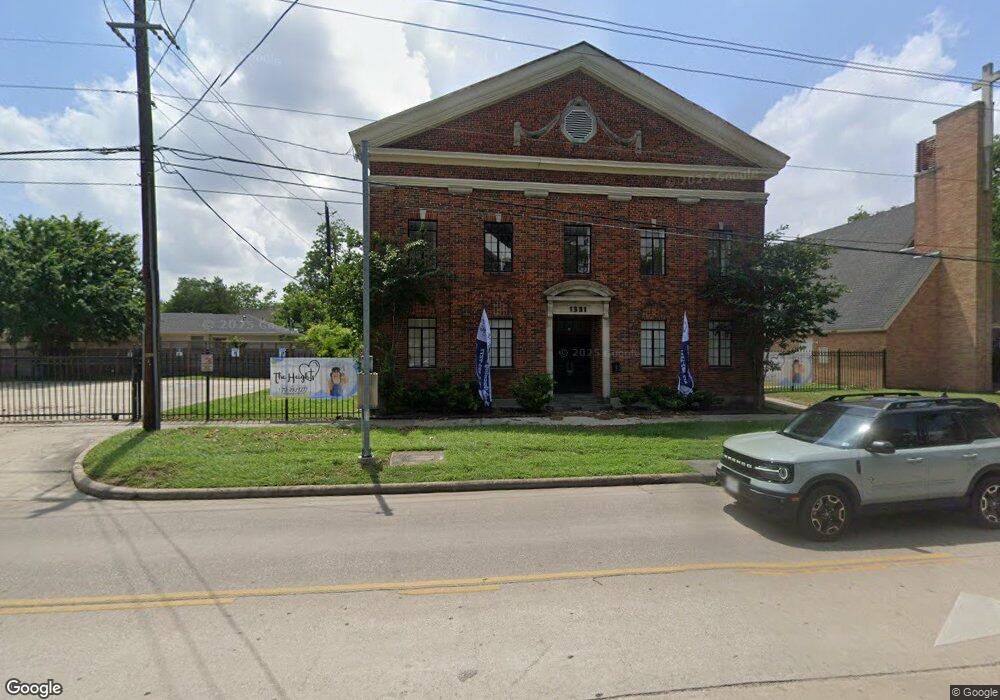 1331 Studewood St unit 2nd Flr, Houston, TX 77008 - photo 1