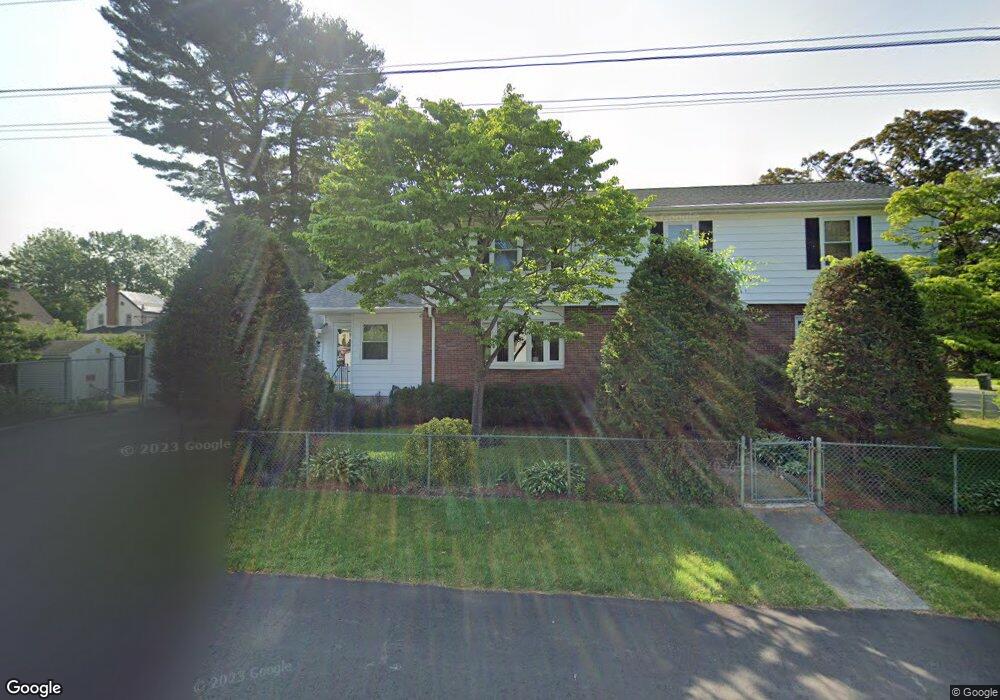 584 Jennings Ave, Bridgeport, CT 06610 - photo 1