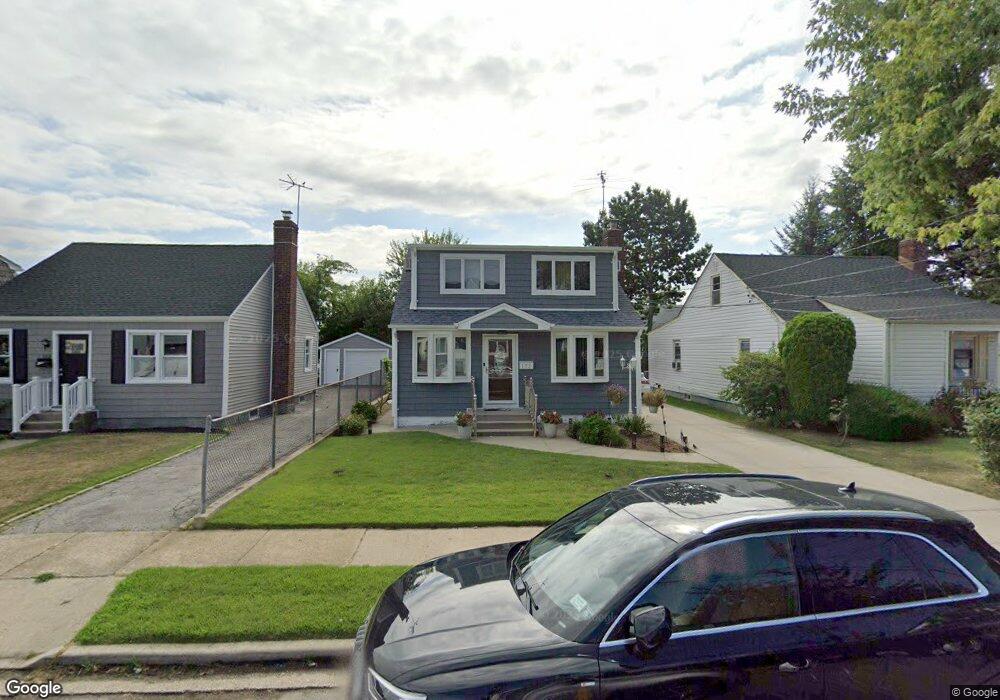 173 Kruze St, Franklin Square, NY 11010 - photo 1